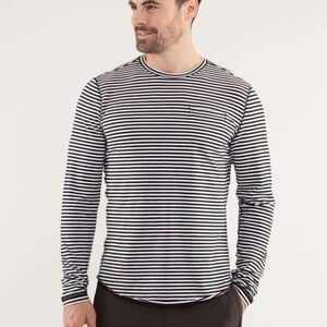 Lululemon 5 Year Basic Long Sleeve Size S